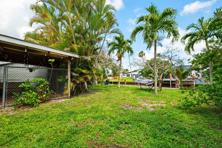 28-web-or-mls-2512-sugar-loaf-ln