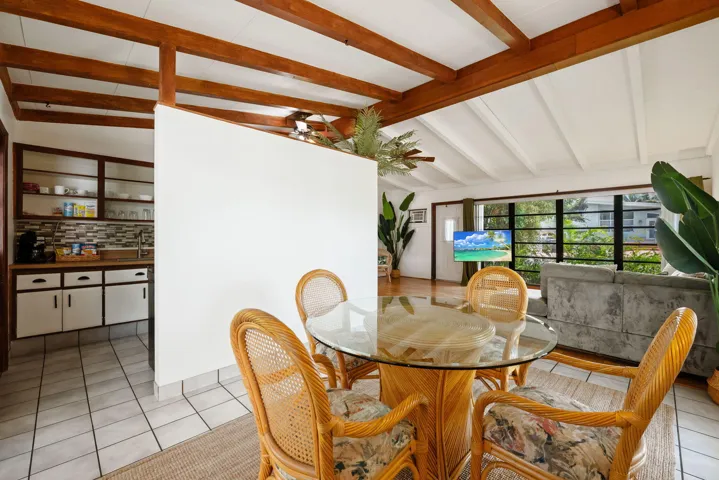 12-web-or-mls-2512-sugar-loaf-ln