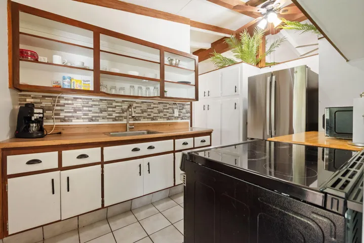 15-web-or-mls-2512-sugar-loaf-ln