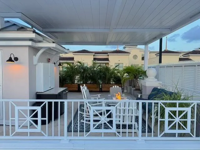 rooftop deck fire pit