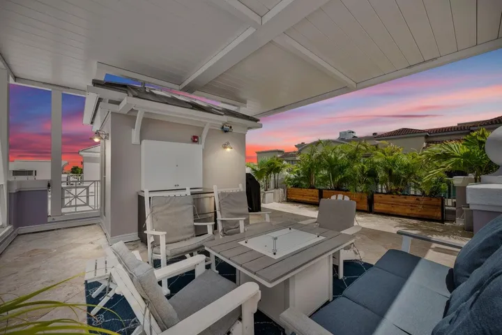 Outdoor living area