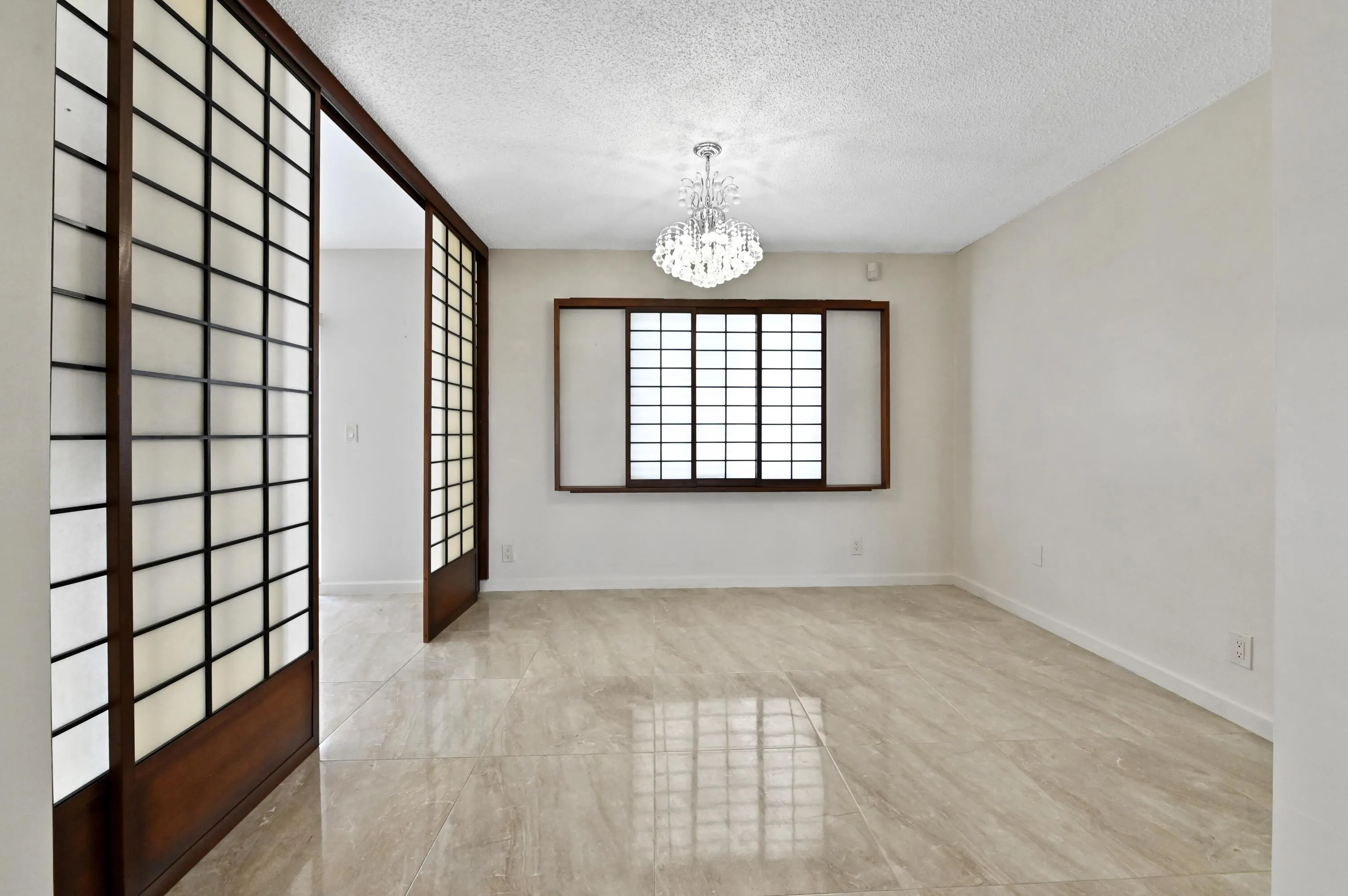09 Dining room 01