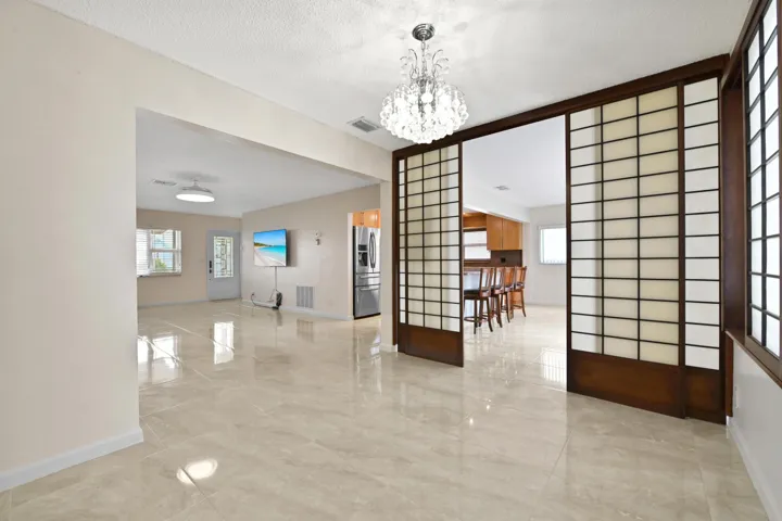 10 Dining room 02