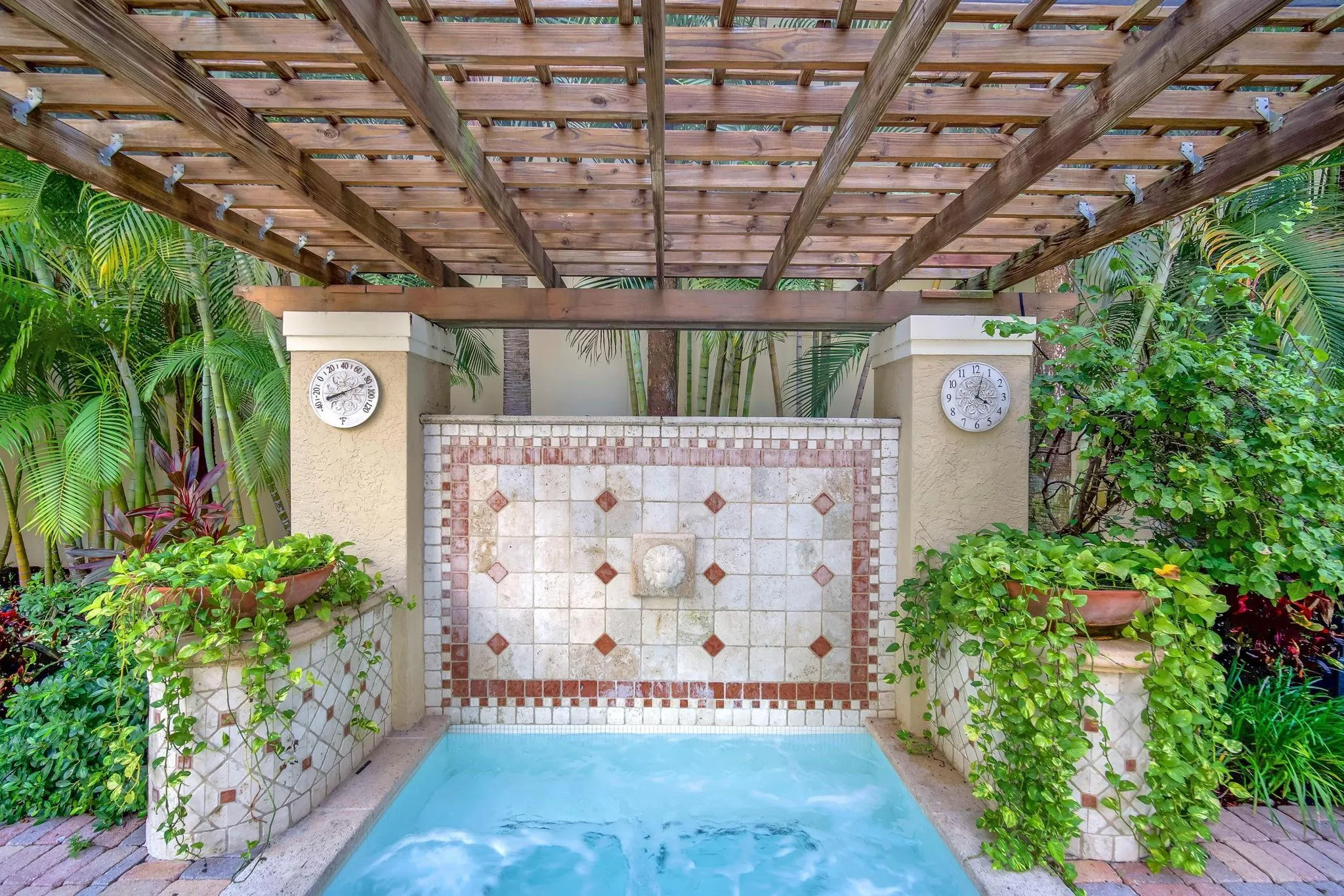 Jacuzzi