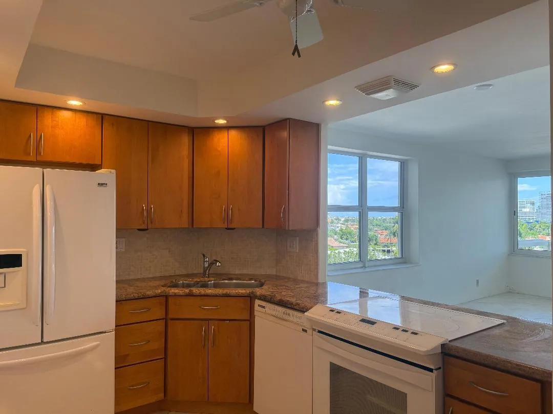 4 Kitchen