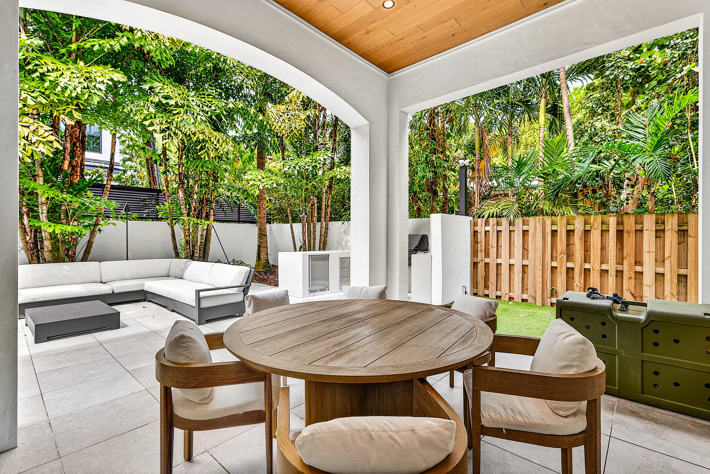 050-755FernDriveW-BocaRaton-FL-33432-FUL