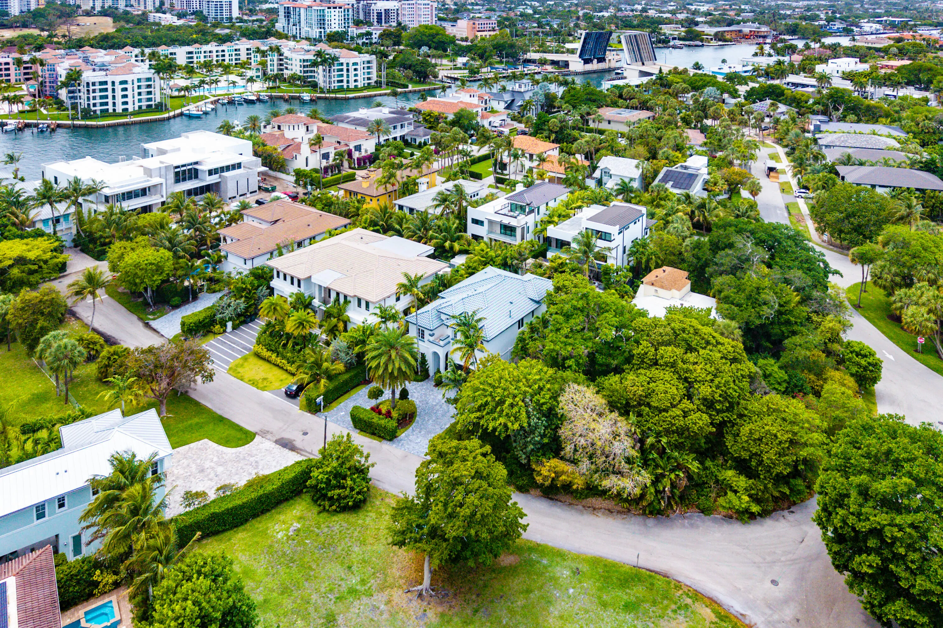 064-755FernDriveW-BocaRaton-FL-33432-FUL