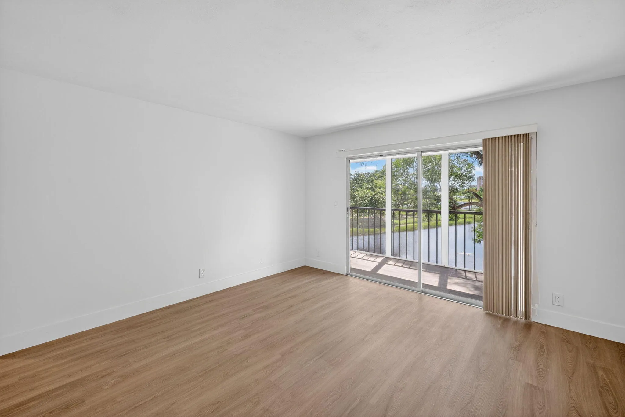 14375 Strathmore Lane 303