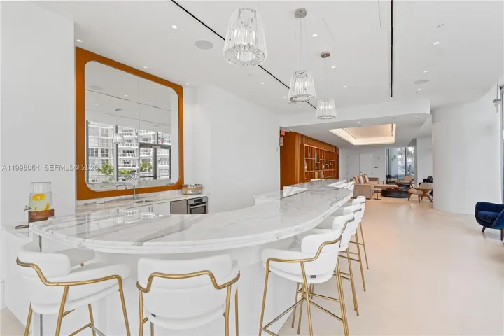 Resident Lounge / Bar Area