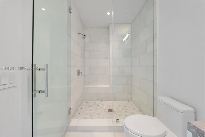 2nd Bathroom