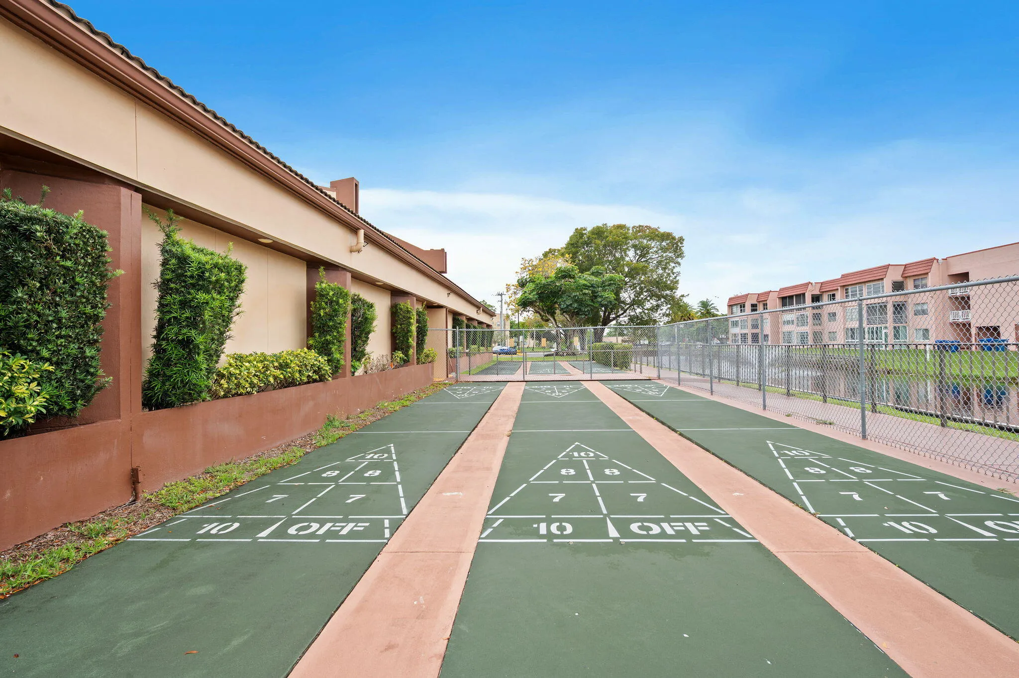 30-web-or-mls-9330-sunrise-lakes-blvd-bu