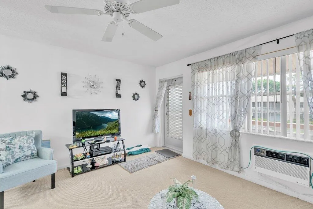 Living Room to Foyer.jpeg-SMALL