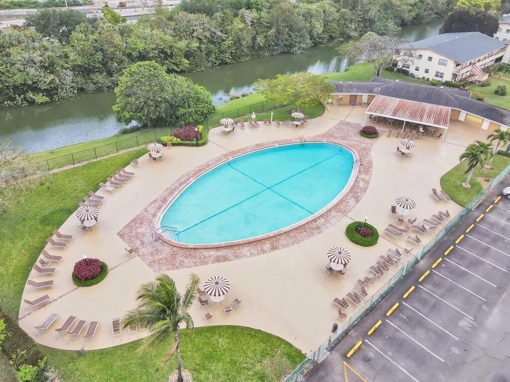 Community Pool.jpeg-SMALL