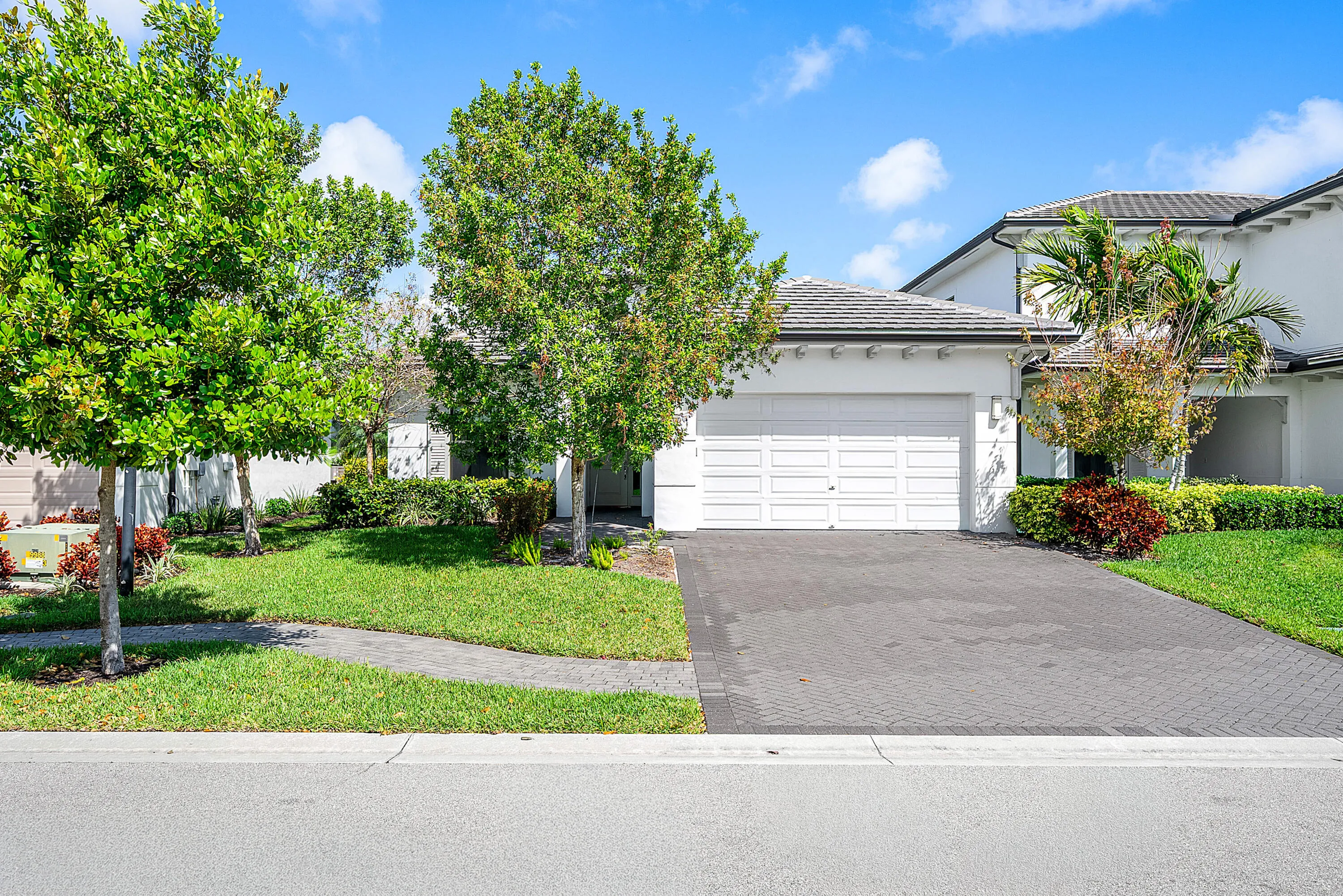 005-3069SafflowerCircle-WestPalmBeach-FL