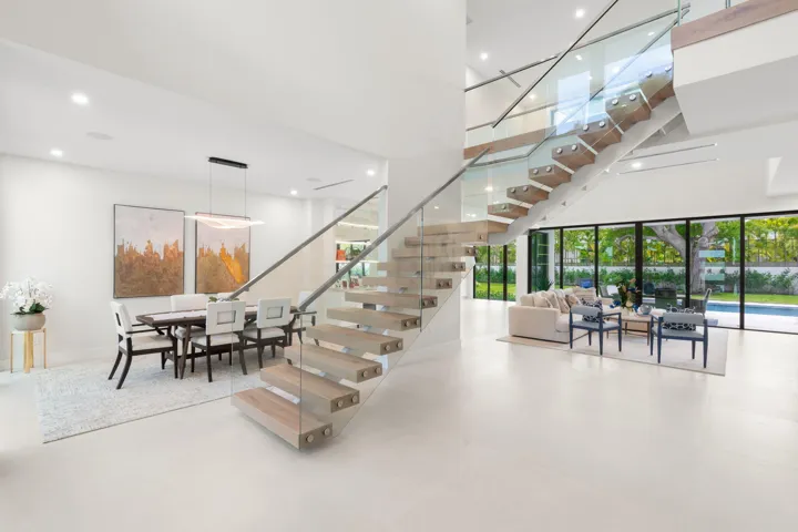 6-web-or-mls-2406 NE 13th Ct Fort Lauder