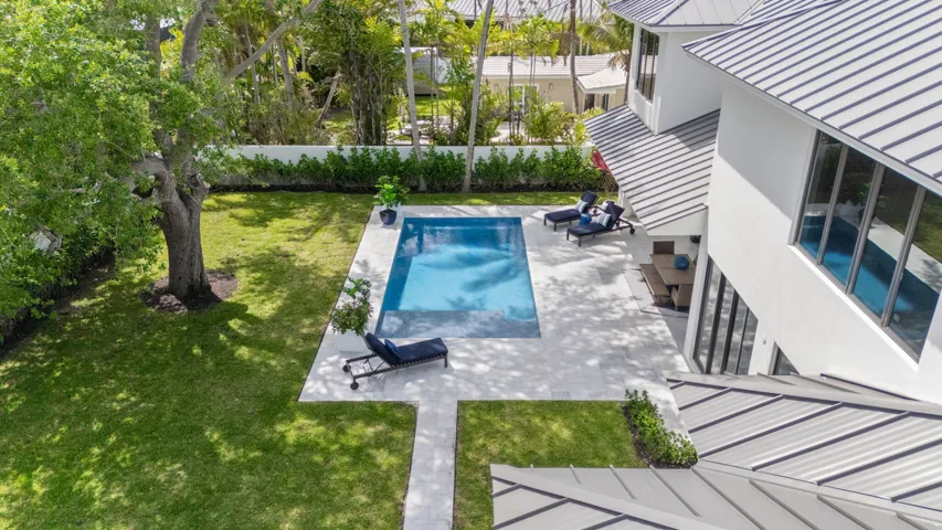 75-web-or-mls-2406 NE 13th Ct Fort Laude