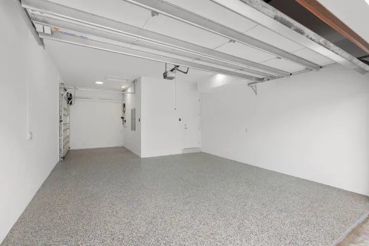 65-web-or-mls-2406 NE 13th Ct Fort Laude