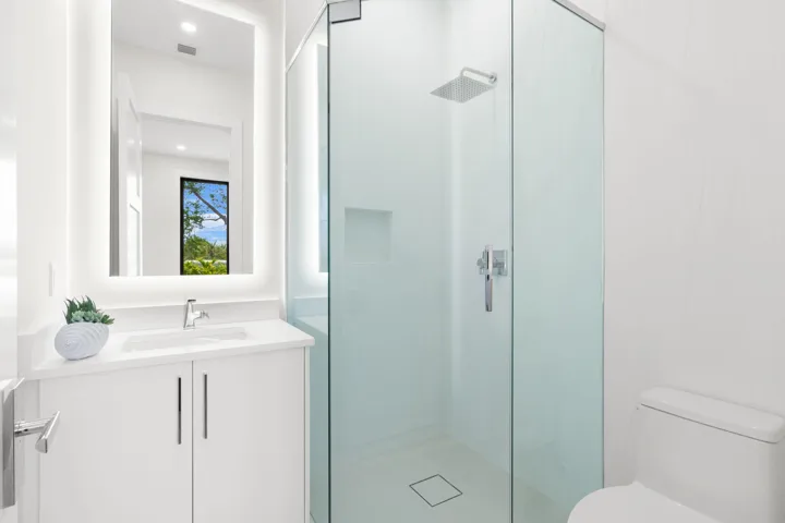 59-web-or-mls-2406 NE 13th Ct Fort Laude