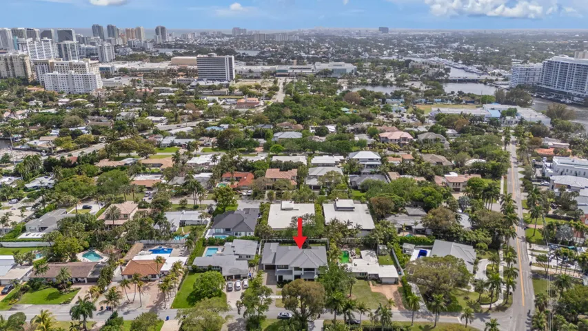 69-web-or-mls-2406 NE 13th Ct Fort Laude