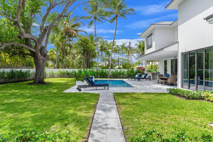 31-web-or-mls-2406 NE 13th Ct Fort Laude