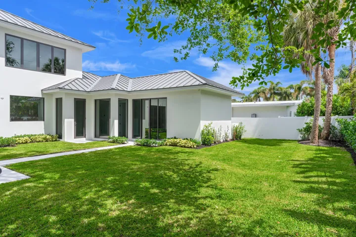 33-web-or-mls-2406 NE 13th Ct Fort Laude