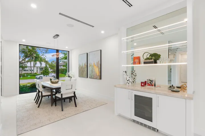16-web-or-mls-2406 NE 13th Ct Fort Laude