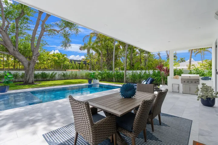 13-web-or-mls-2406 NE 13th Ct Fort Laude