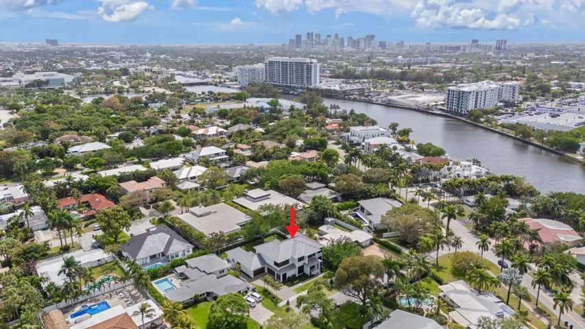68-web-or-mls-2406 NE 13th Ct Fort Laude