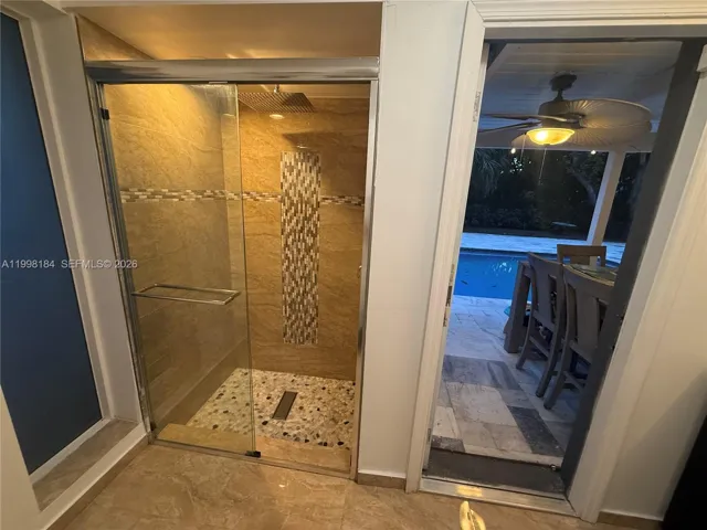 Master Cabana Bathroom