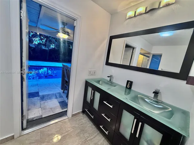 Cabana Bathroom