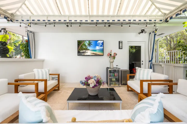 Pool Cabana