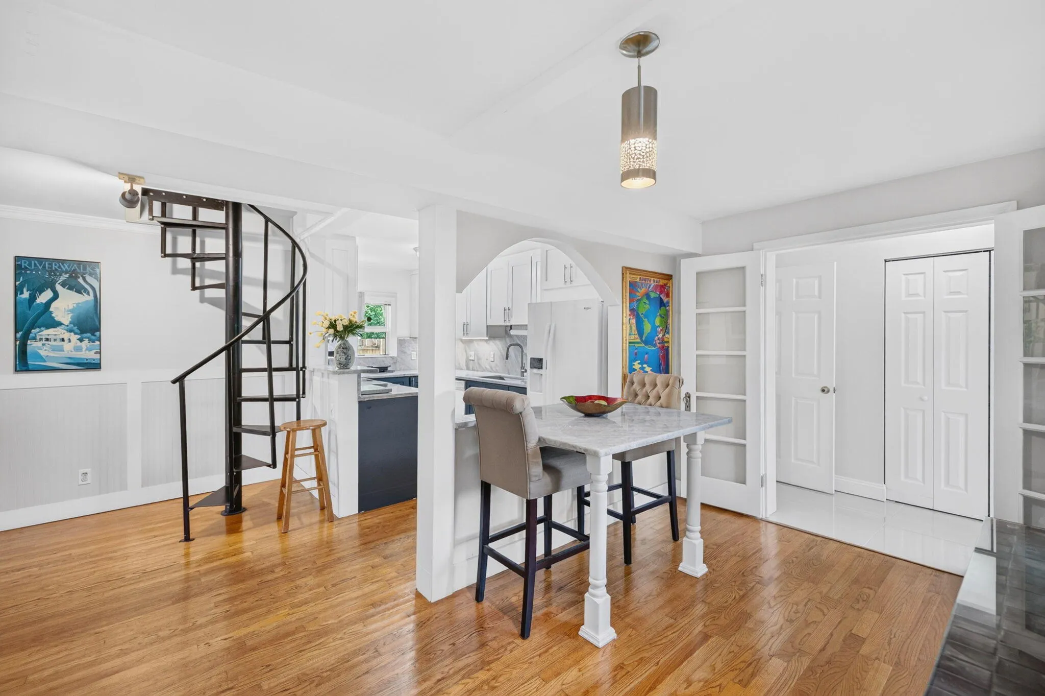 39-web-or-mls-a699A9511