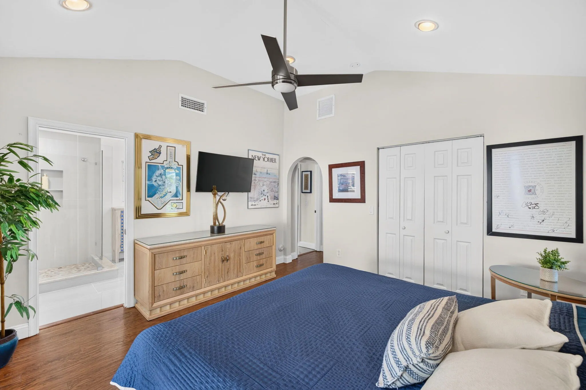 Spacious primary bedroom