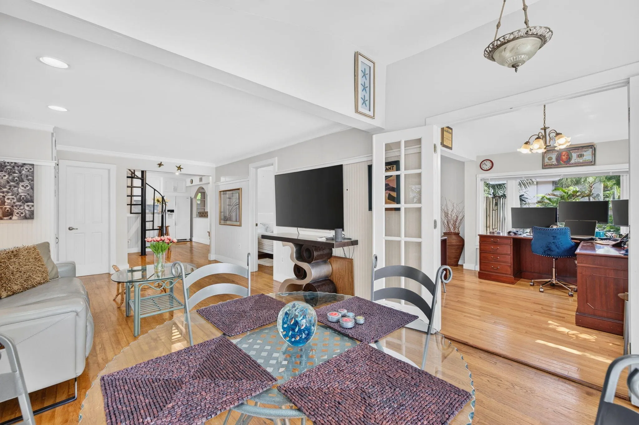 21-web-or-mls-a699A9221