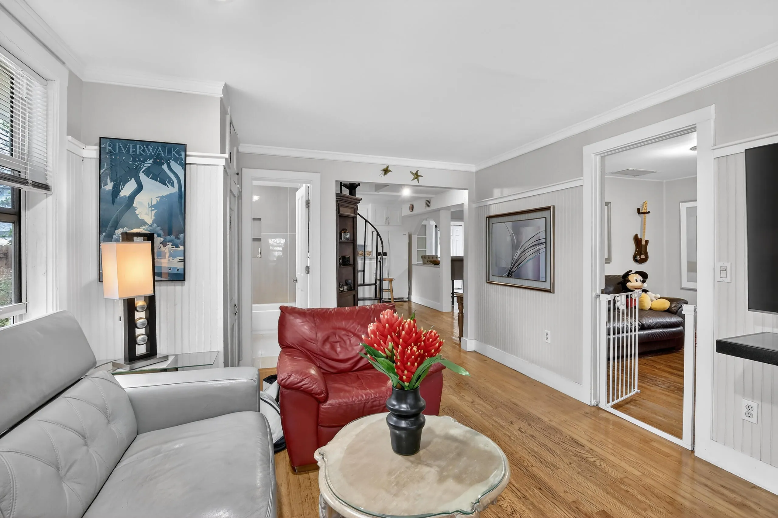 Living room with view to guest bedroom # 2