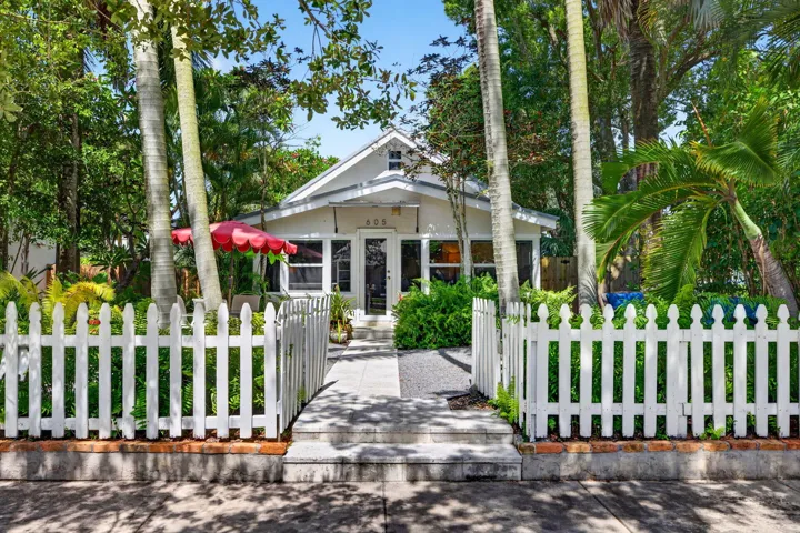 Welcome to the white picket fence home in the historic Tarpon River neighborhood.