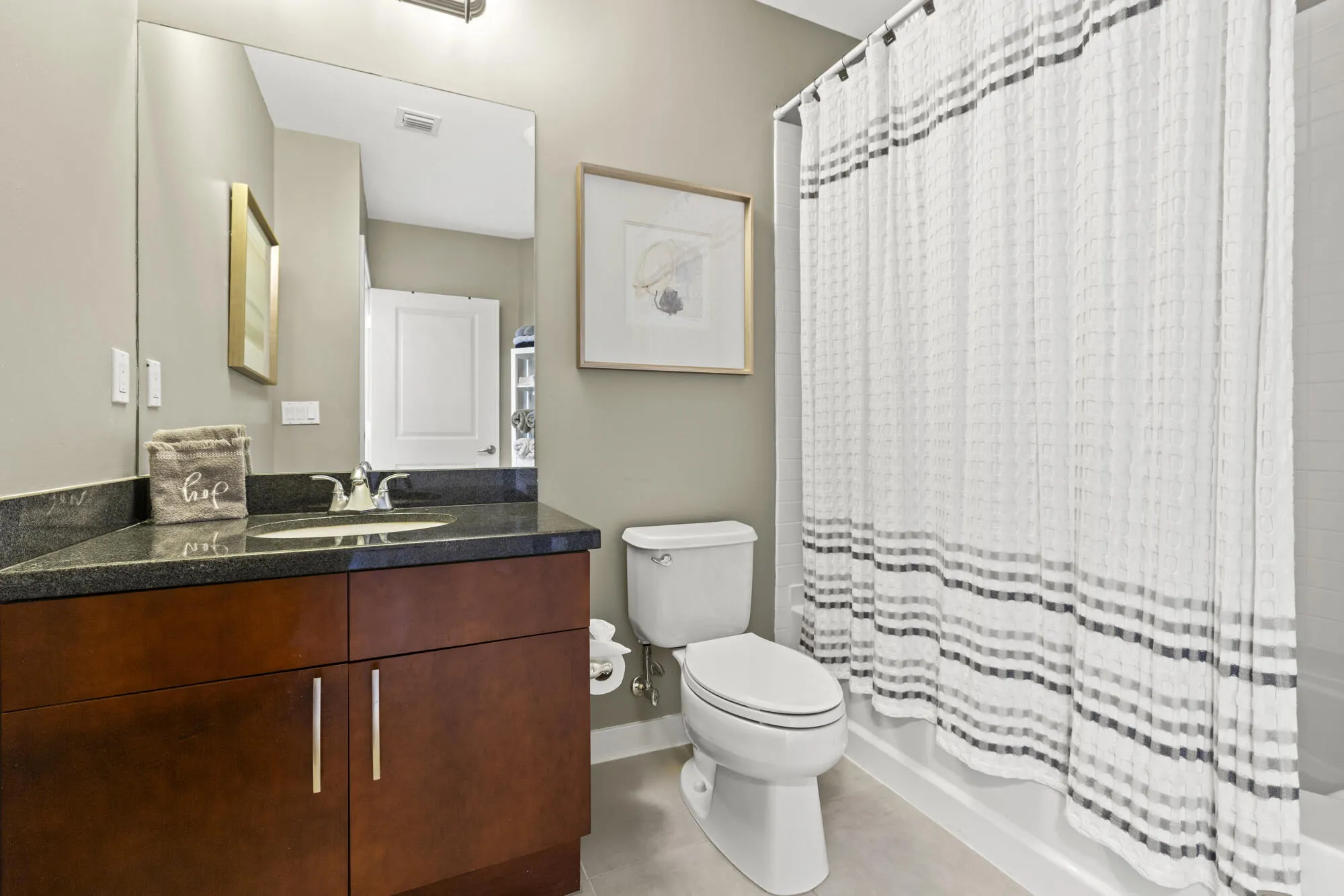 2nd bathroom