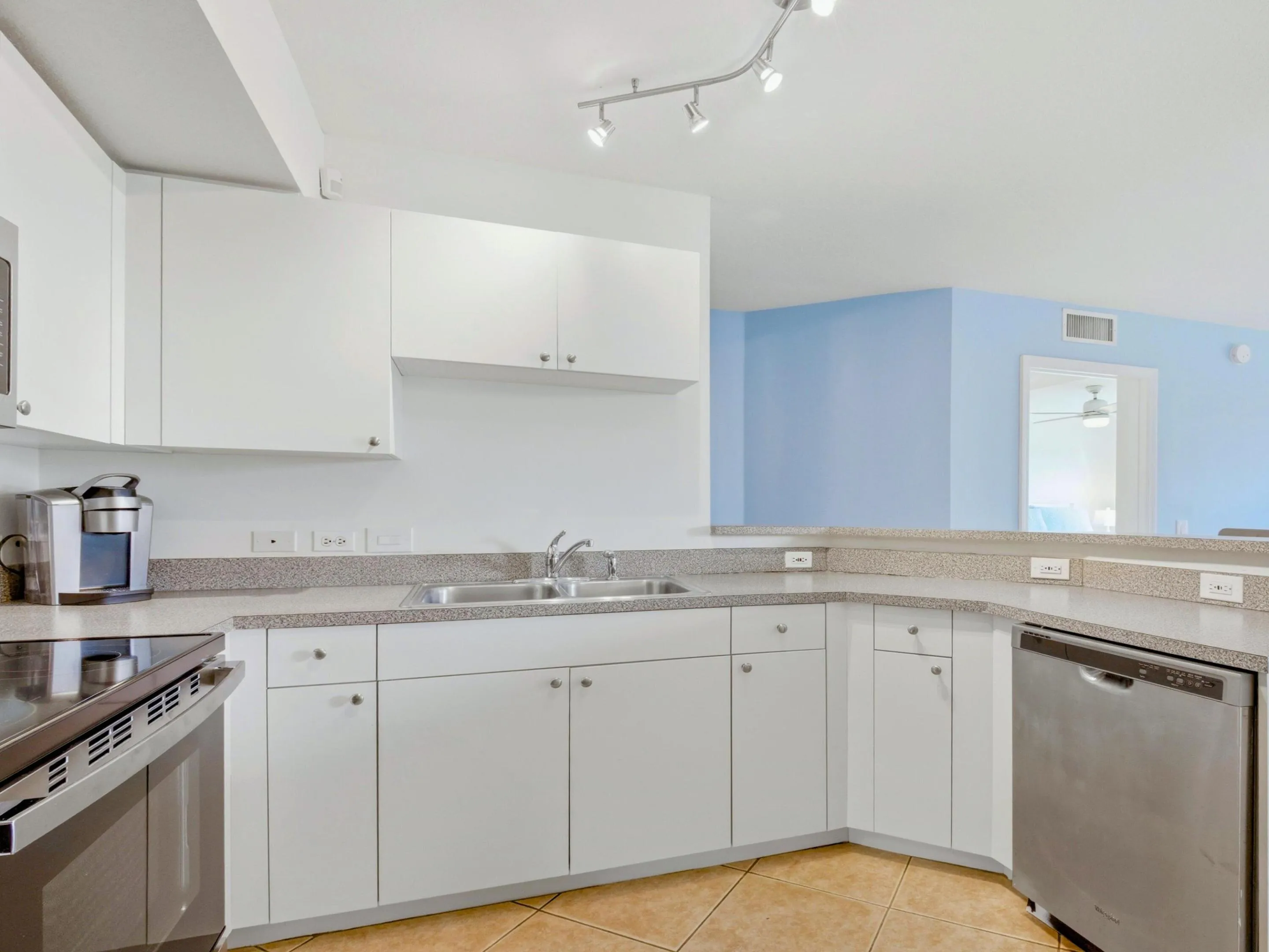 Kitchen 3