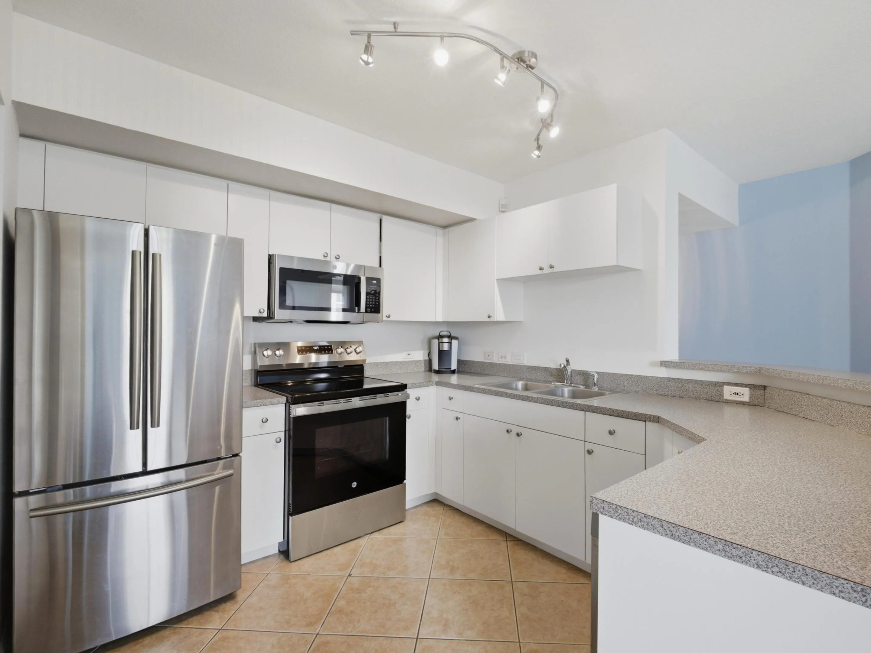 Kitchen 1