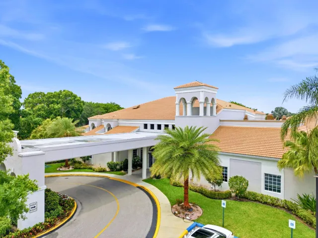 Main Clubhouse Porte Cochere