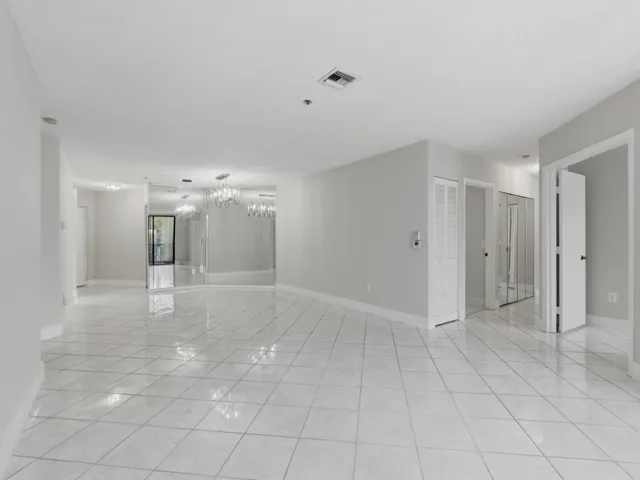 Living to Dining 1