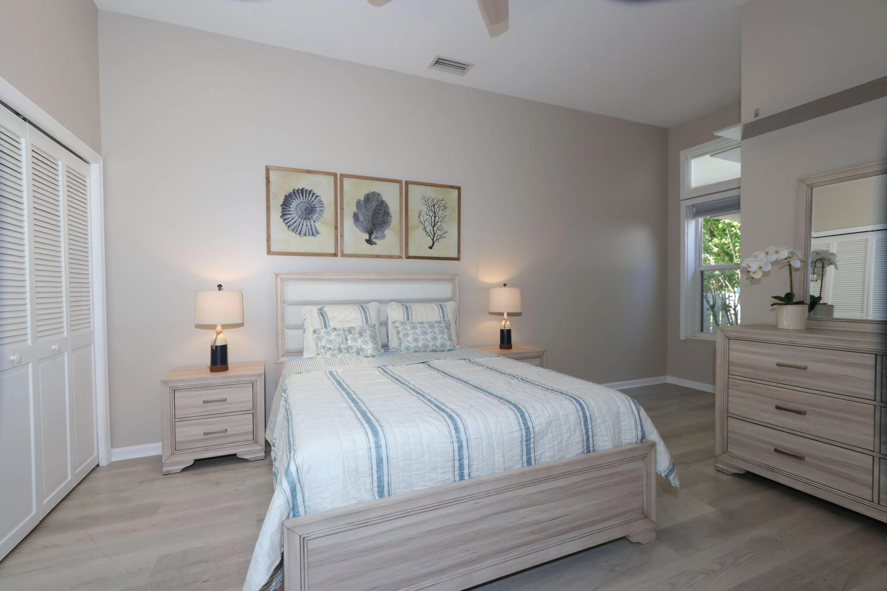 Guest Bedroom main Floor