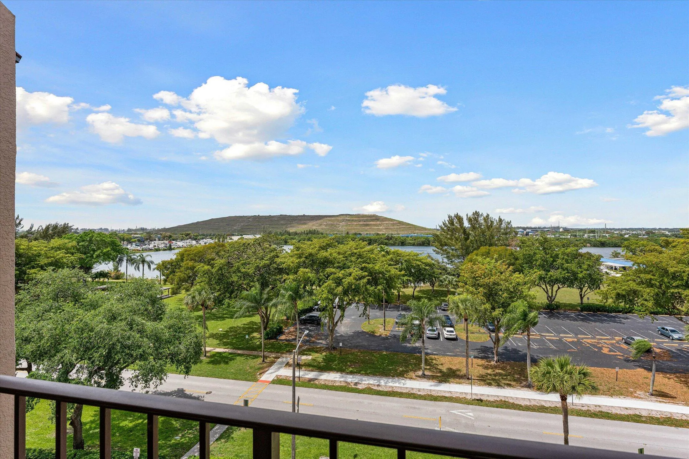 03-4570 NW 18th Ave #704, Deerfield Beac