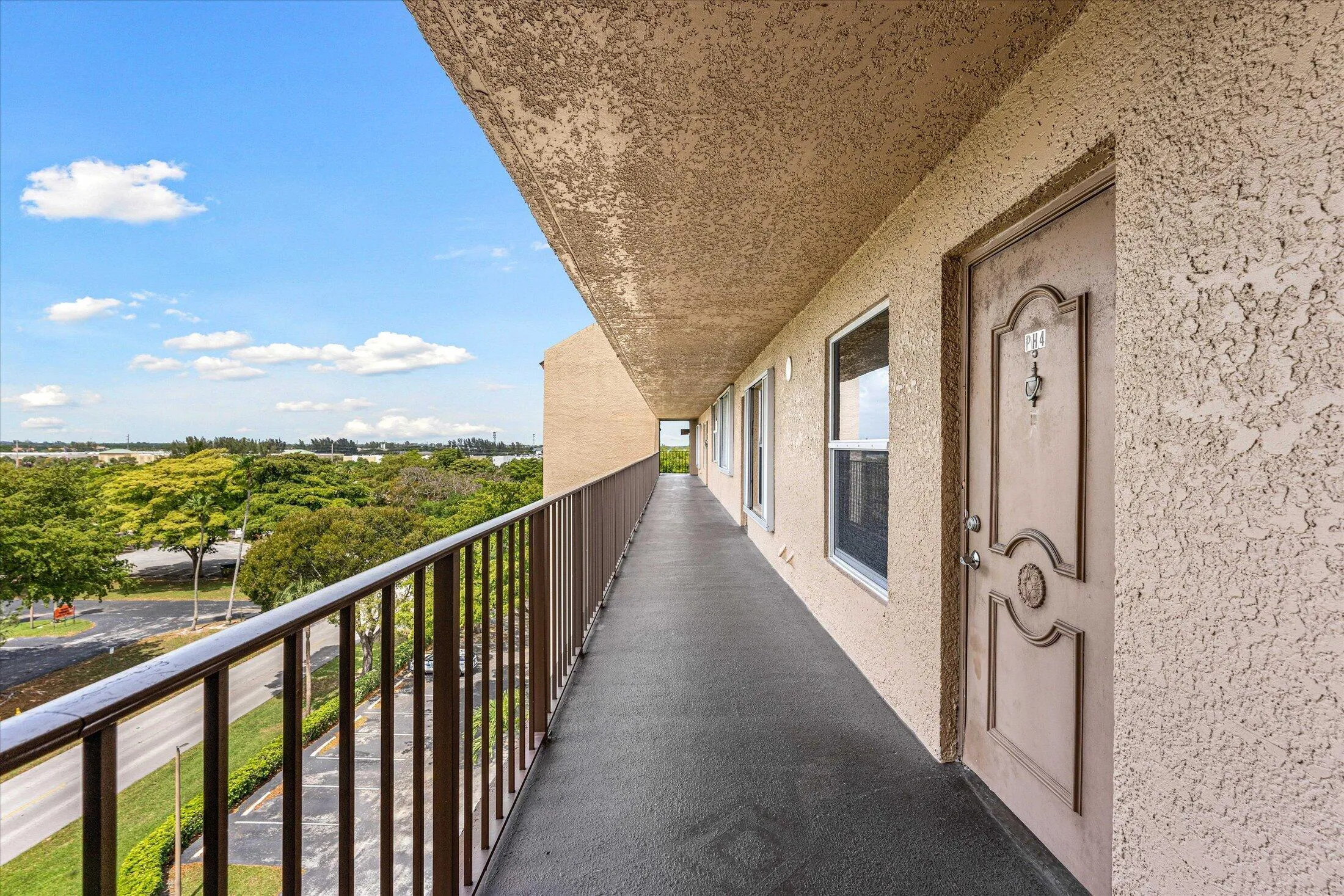 01-4570 NW 18th Ave #704, Deerfield Beac