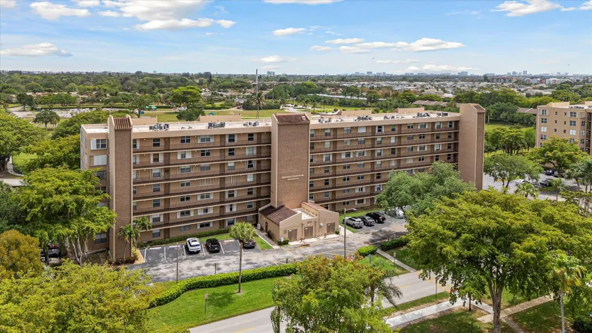 24-4570 NW 18th Ave #704, Deerfield Beac
