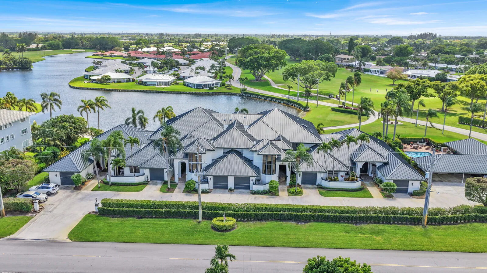 The Carillon - 181 Atlantis Blvd #C