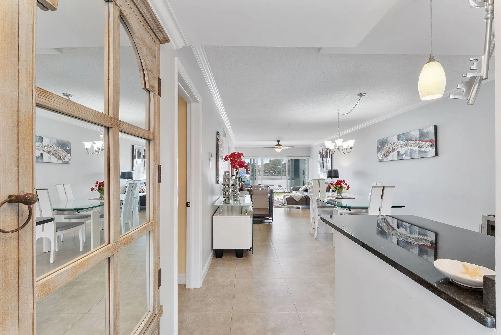 Foyer Entry