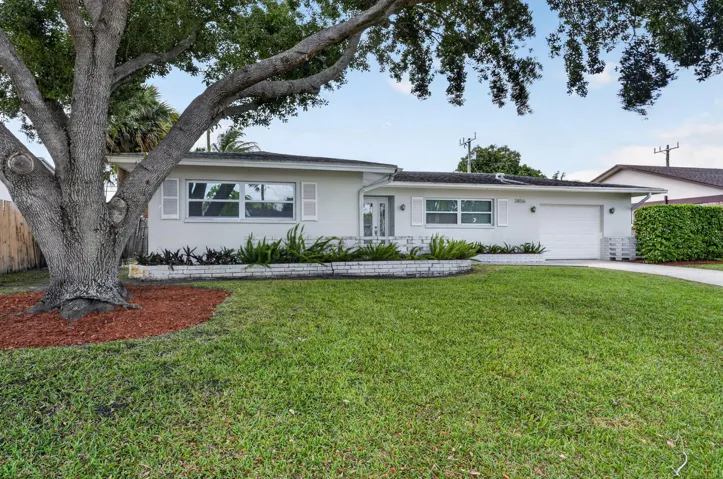 Sought after Palm Beach Gardens neighborhood