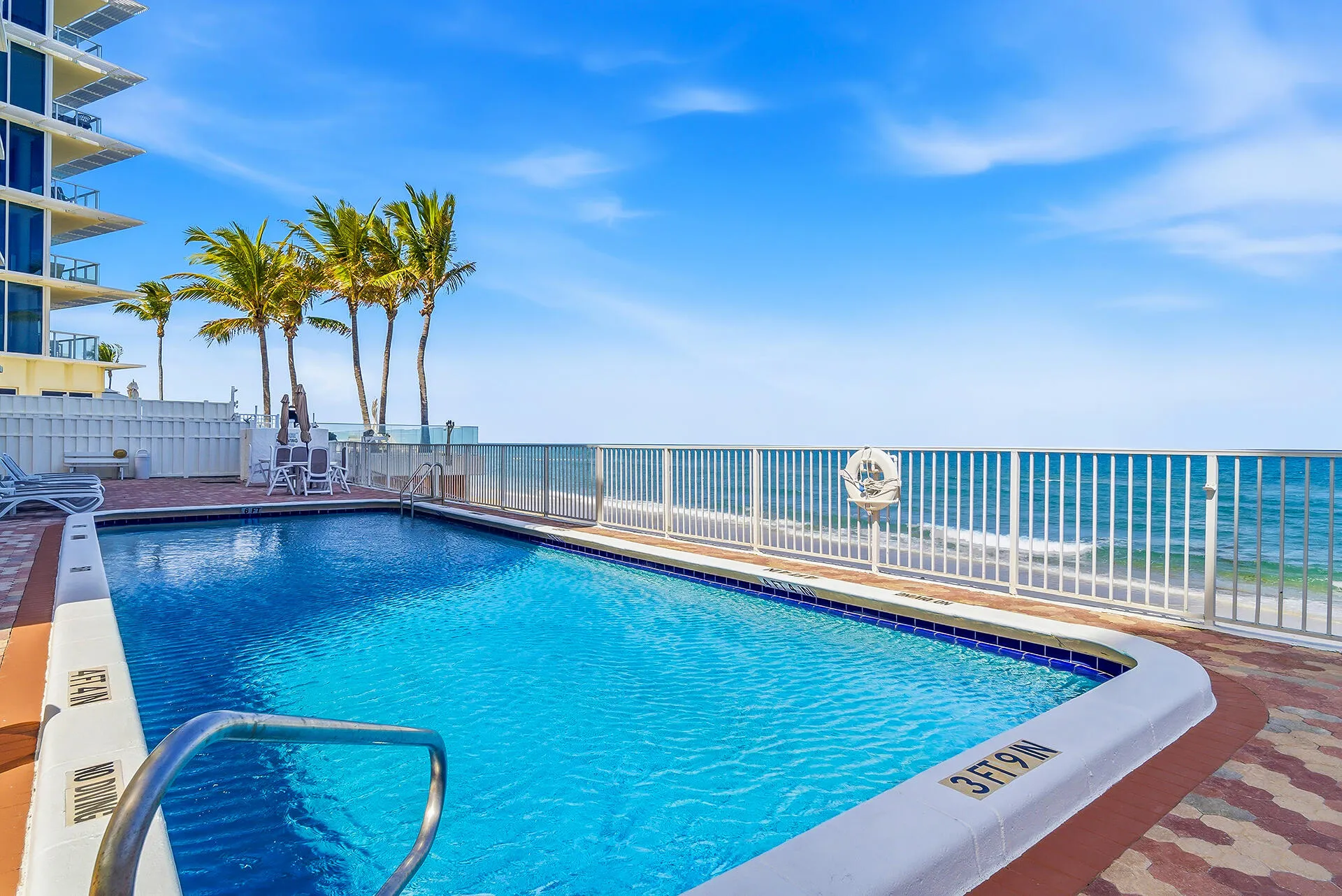 OCEANFRONT POOL
