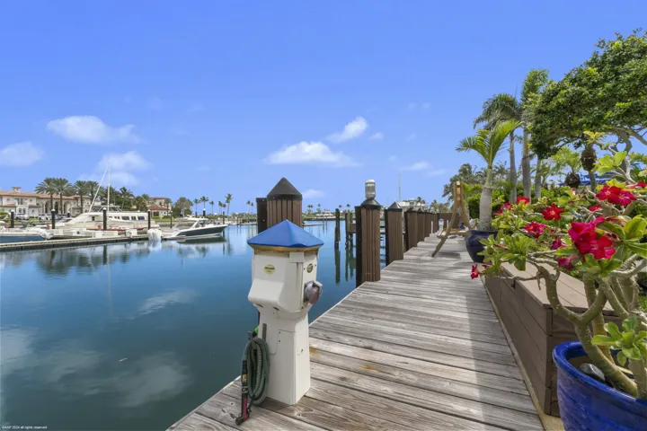 6819 SE South Marina Way 069
